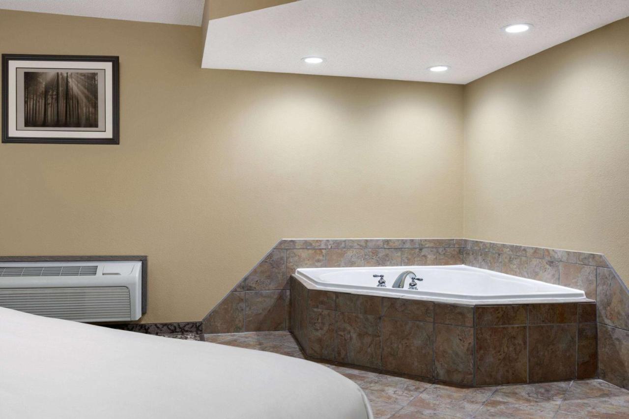 Travelodge By Wyndham Coffeyville Exteriér fotografie
